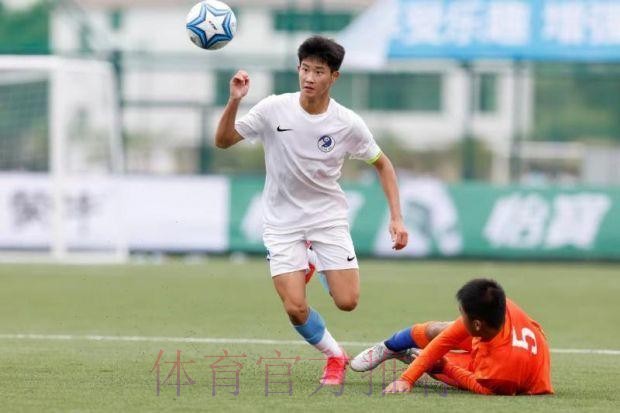 杨铭锐,从车库走出来的国少前锋 杨铭锐,从车库走出来的国少前锋